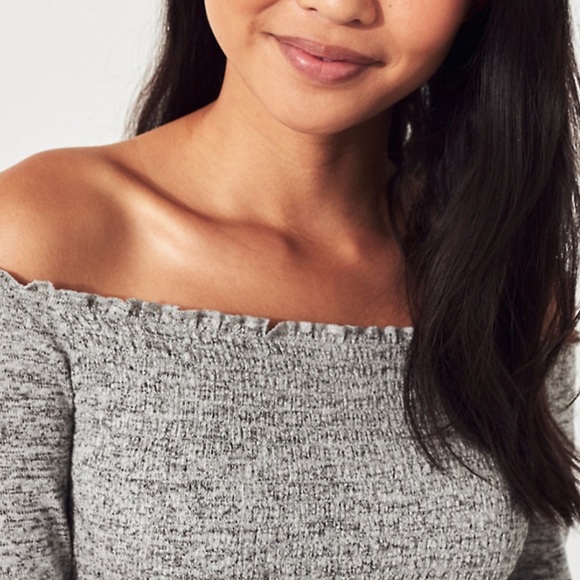 New Hollister top - Picture 4 of 8